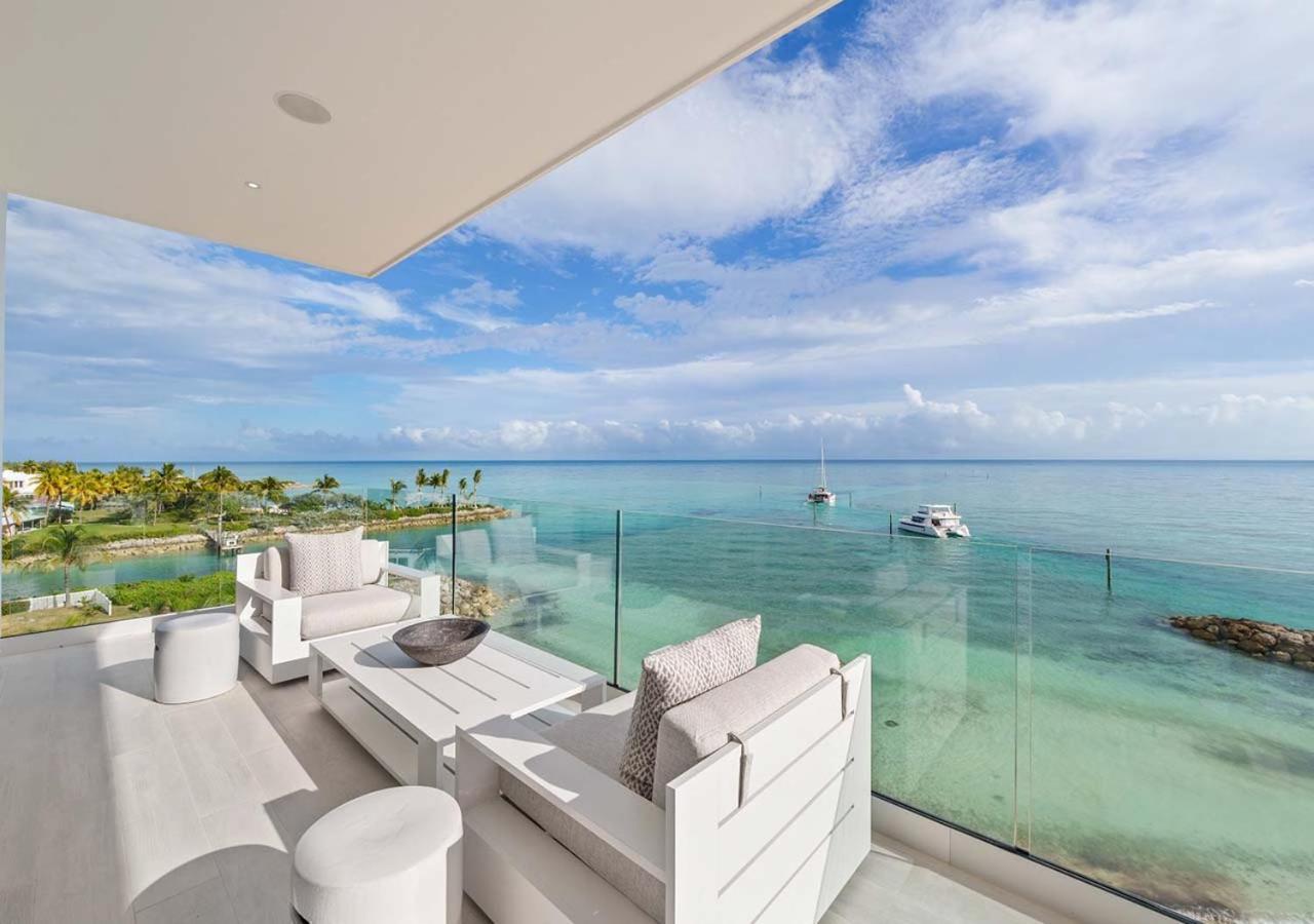 Palm Cay Marina And Resort 拿骚 外观 照片